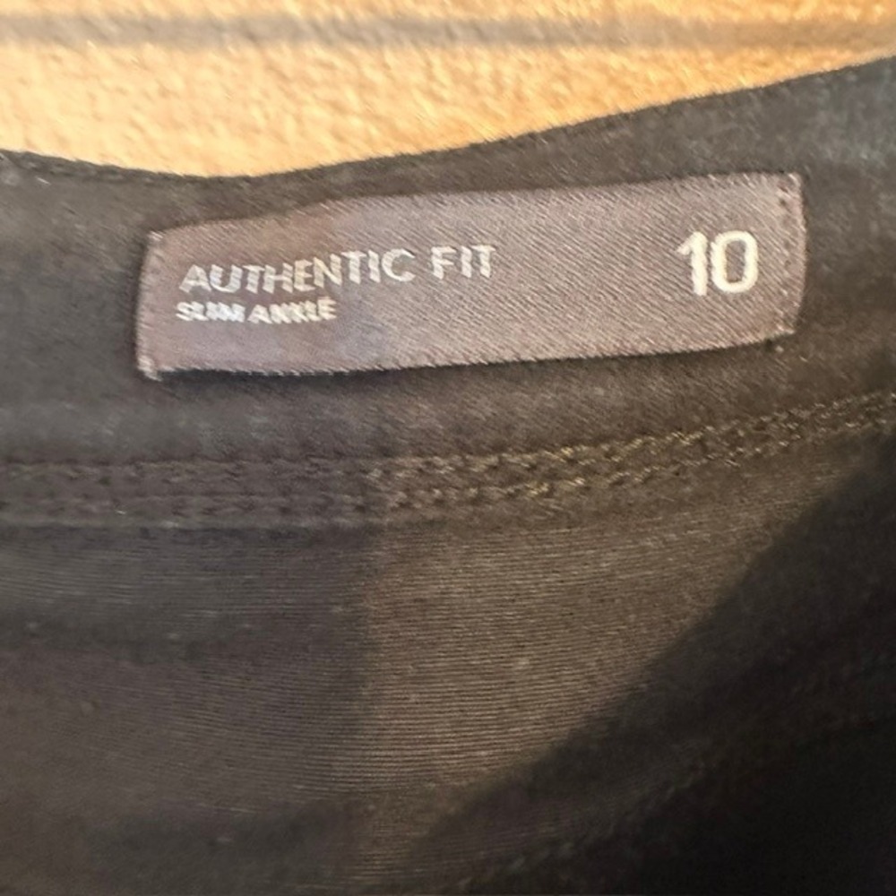 J. Jill Women's Authentic Fit Super Soft Black Slim Ankle Jeans 10 Stretch - Picture 8 of 10